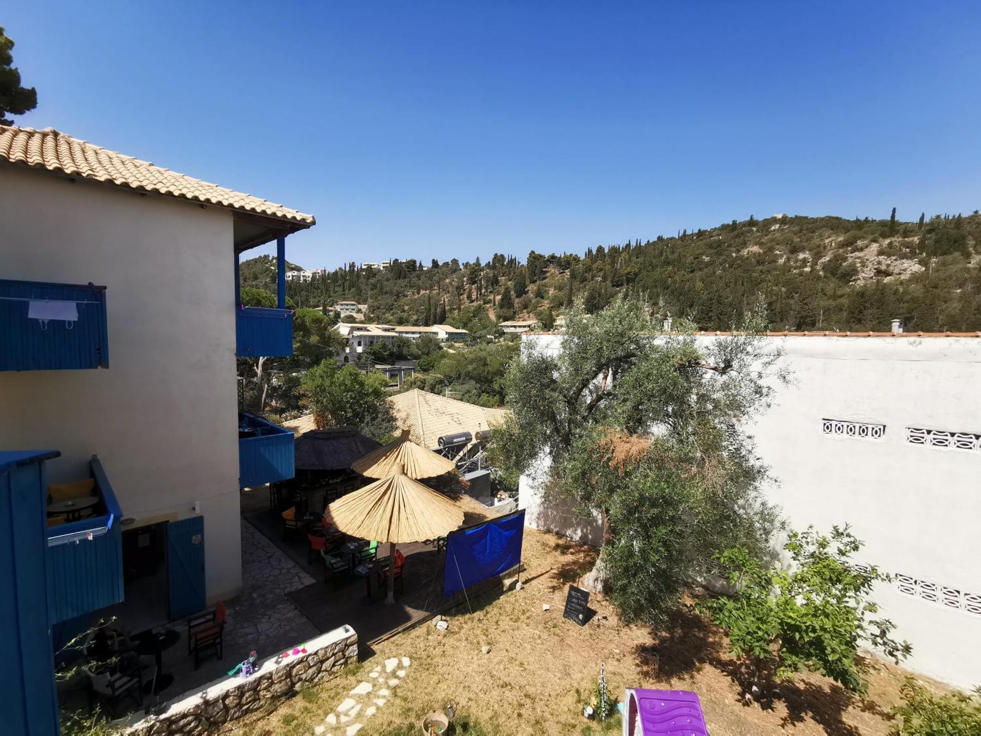 Iris Studios Áyios Nikítas Exterior photo